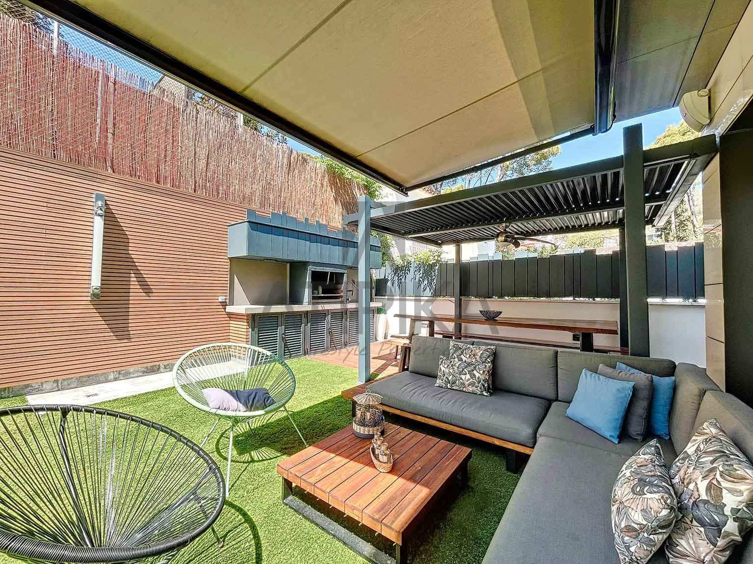 5 quarto Moradia para venda em Castelldefels com piscina - 2 400 000 € (Ref: 7979100)