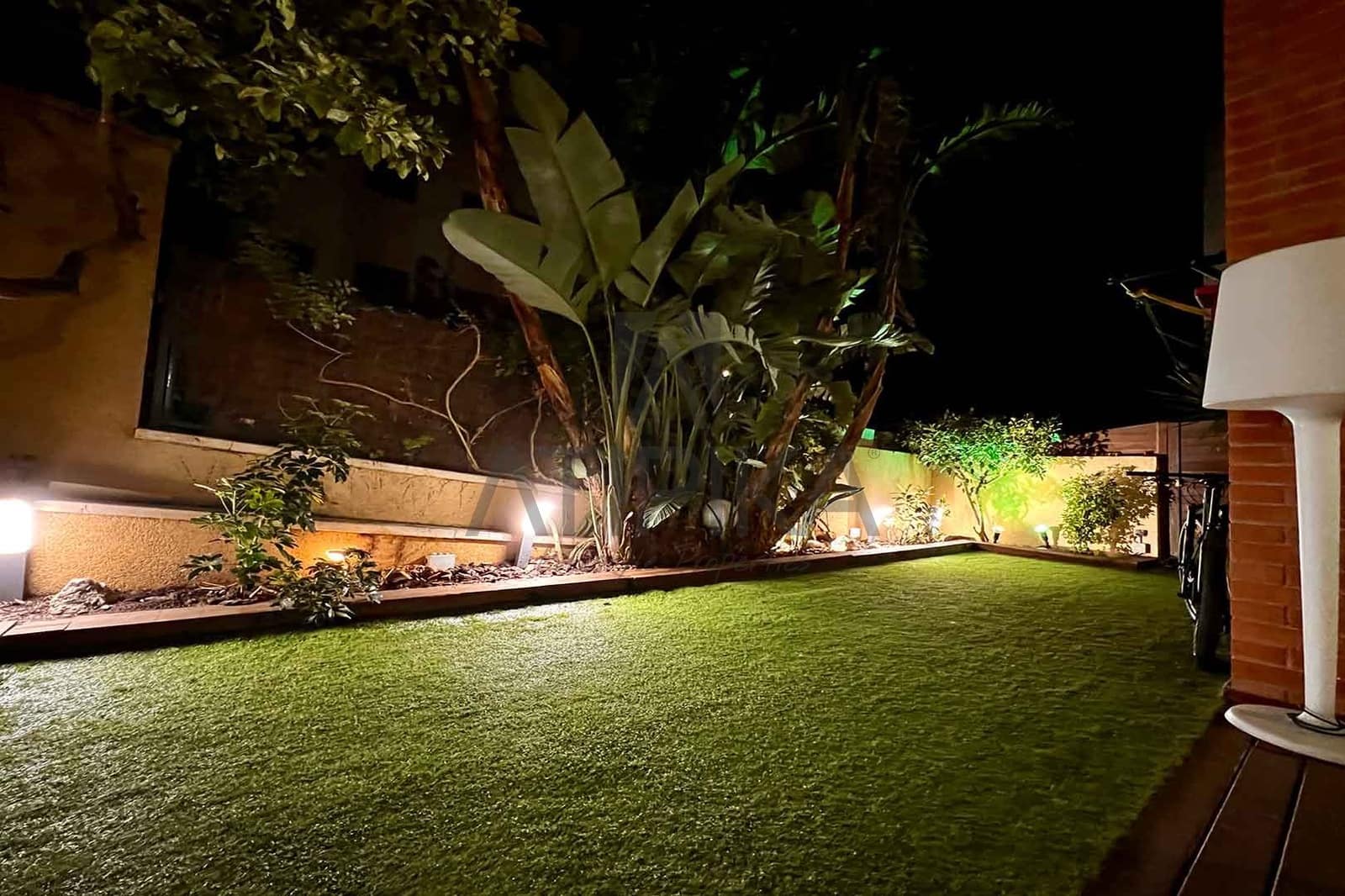 4 soveværelse Lejlighed til salg i Sitges med swimmingpool - € 645.000 (Ref: 8017432)