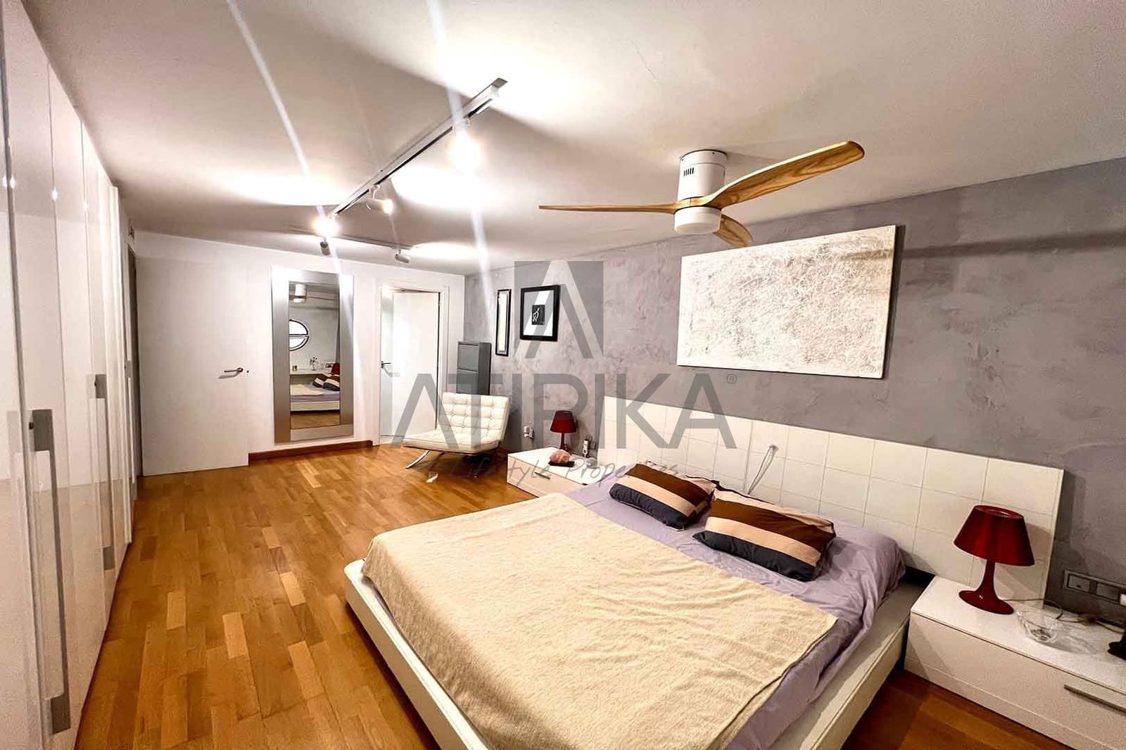 4 soveværelse Lejlighed til salg i Sitges med swimmingpool - € 645.000 (Ref: 8017432)