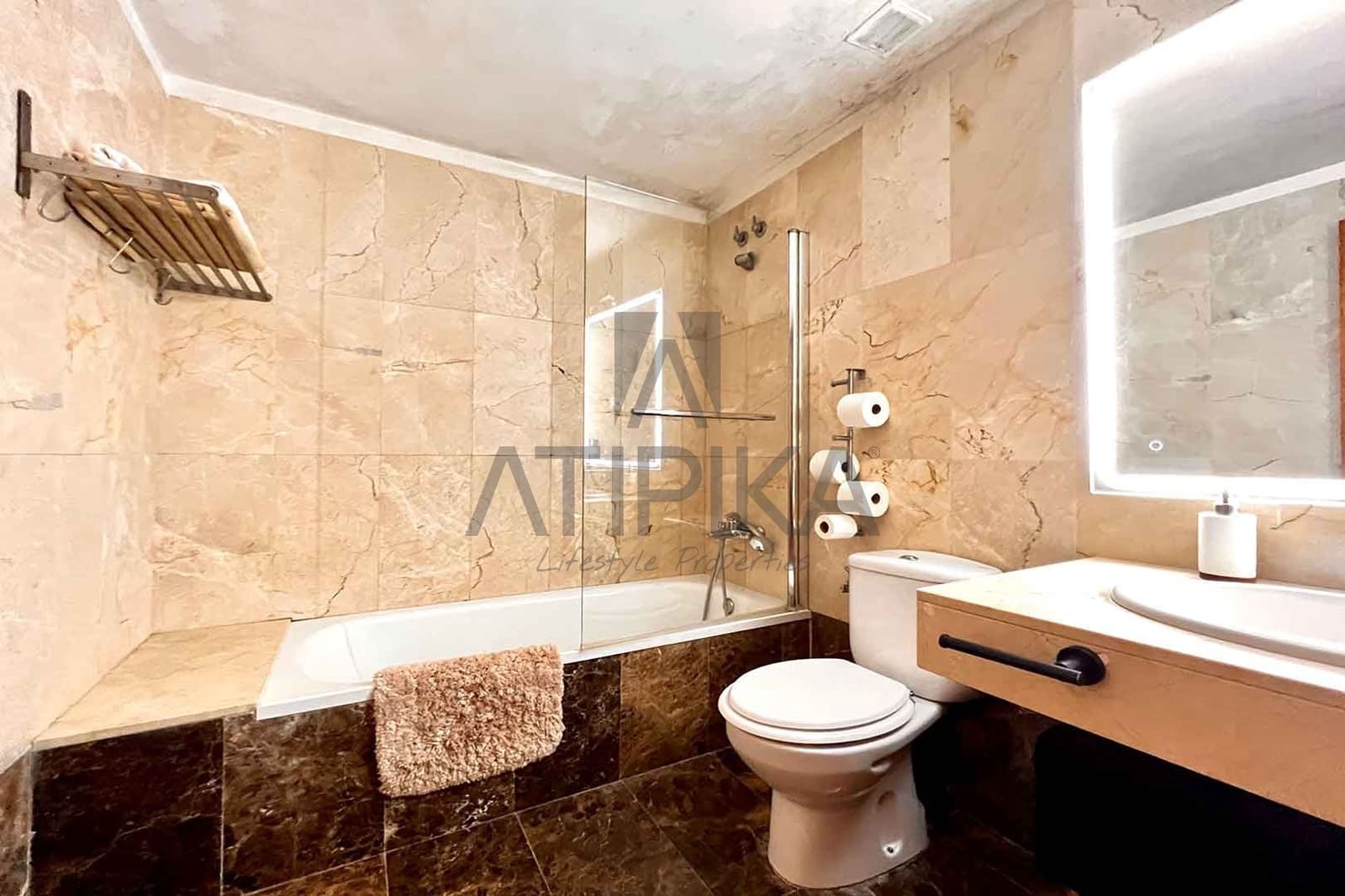 4 soveværelse Lejlighed til salg i Sitges med swimmingpool - € 645.000 (Ref: 8017432)