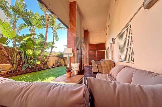 4 bedroom Apartment for sale in Sitges with pool - € 645,000 (Ref: 8017432)