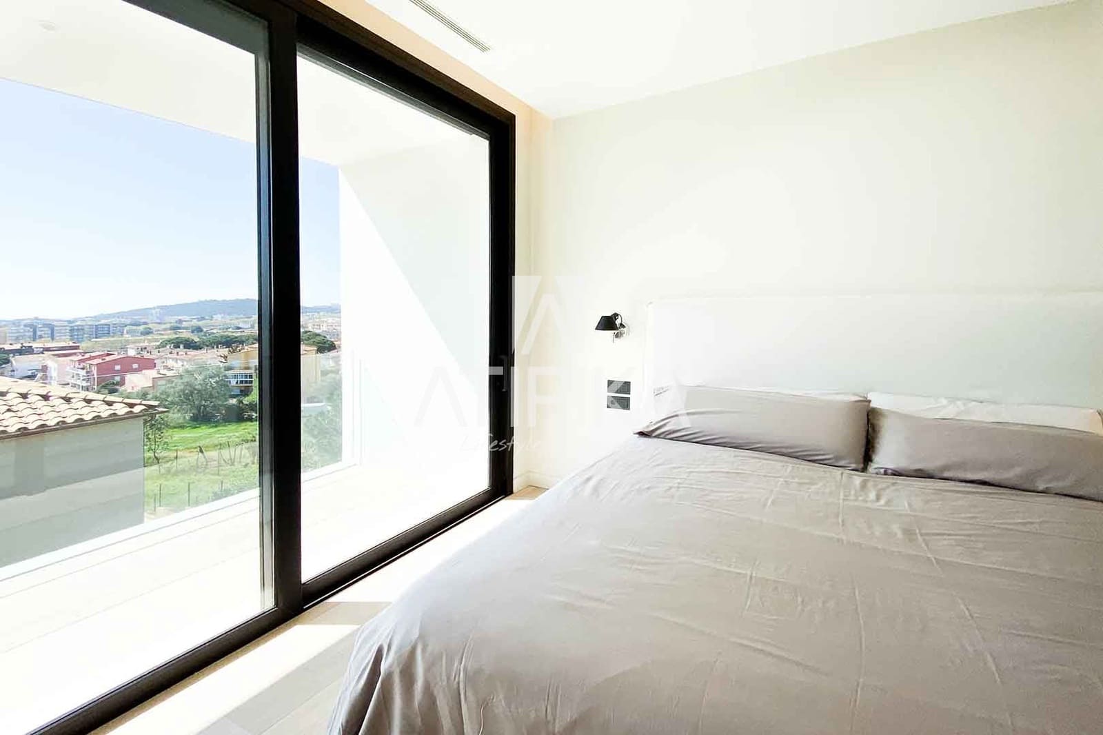 6 soveværelse Villa til leje i Platja d'Aro - € 9.900 (Ref: 8037957)