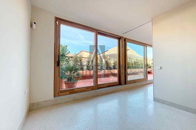 2 bedroom Apartment for sale in El Raval, Barcelona city - € 895,000 (Ref: 8048584)