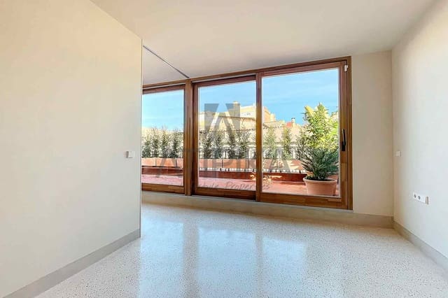 2 bedroom Apartment for sale in El Raval, Barcelona city - € 895,000 (Ref: 8048584)