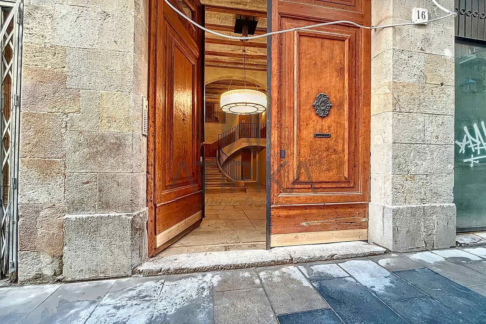 2 bedroom Apartment for sale in Barcelona city - € 830,000 (Ref: 8048586)