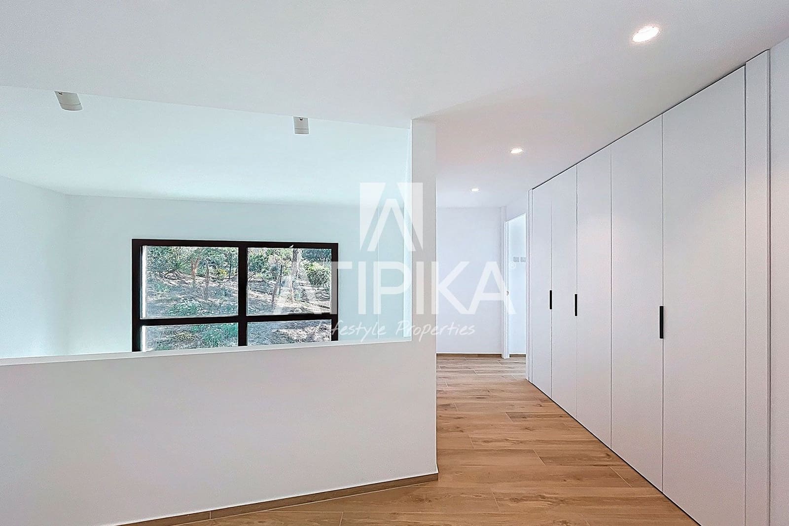 5 soveværelse Villa til salg i Cabrils med swimmingpool - € 2.100.000 (Ref: 8050898)