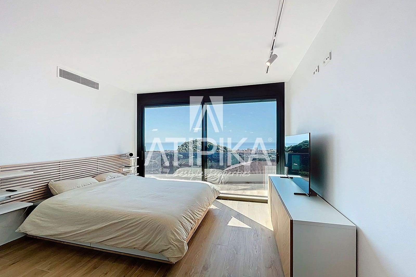 5 soveværelse Villa til salg i Cabrils med swimmingpool - € 2.100.000 (Ref: 8050898)