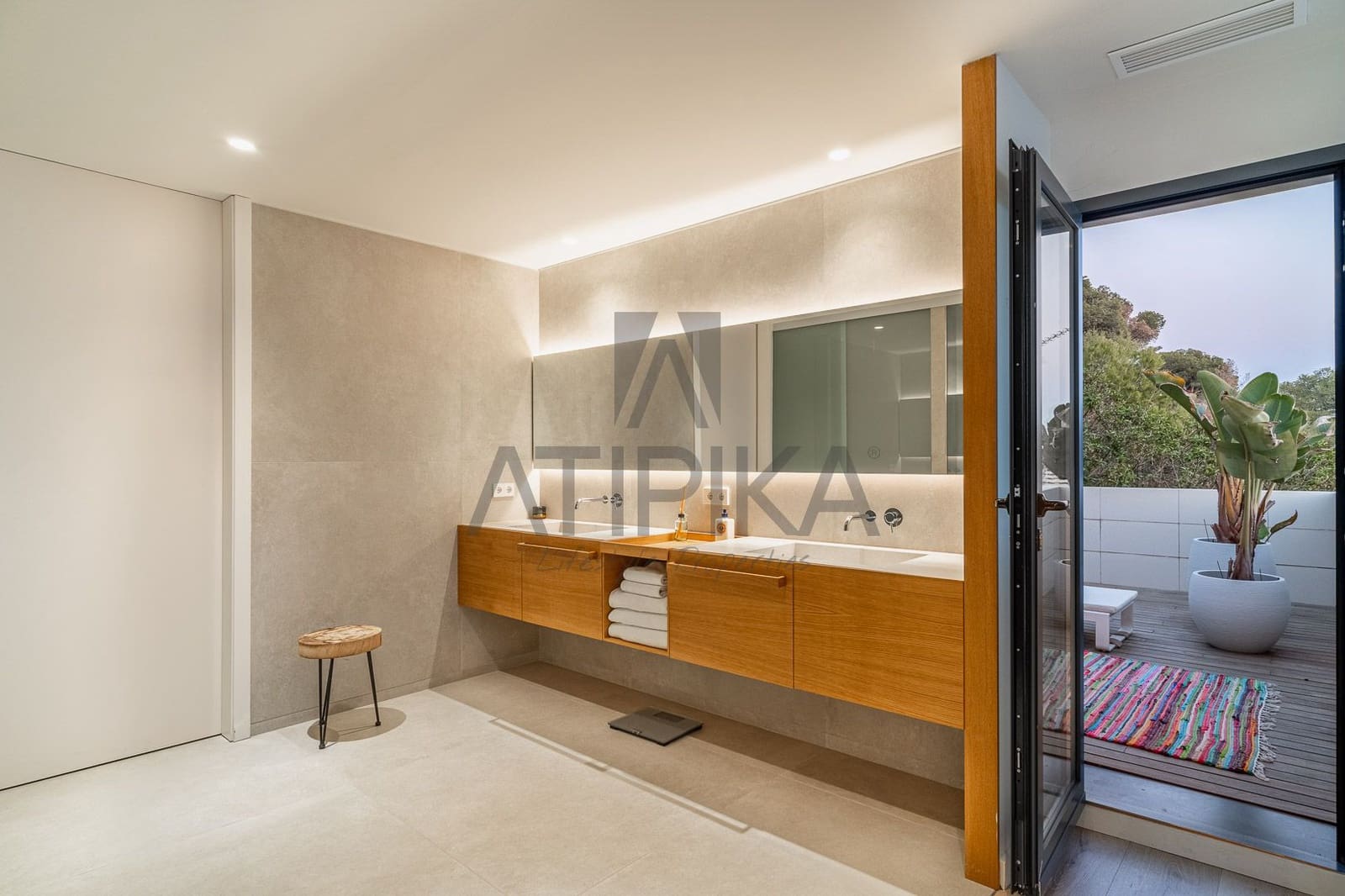 6 sovrum Villa till salu i Les Botigues de Sitges med pool - 2 550 000 € (Ref: 8065419)