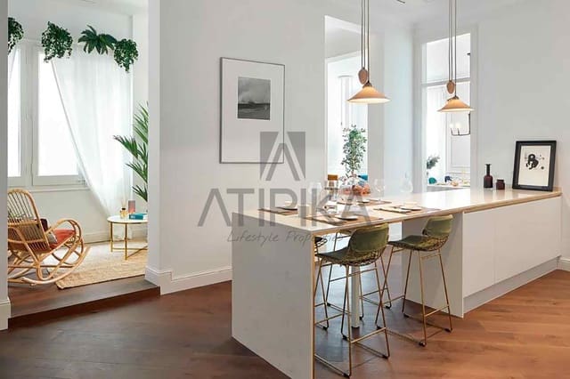 Apartamento de 2 habitaciones en Barcelona ciudad en venta - 1.145.000 € (Ref: 8114025)