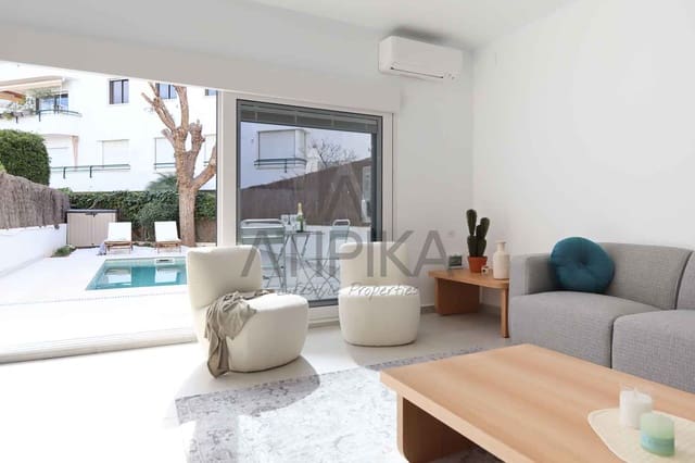 4 bedroom Villa for sale in Sitges with pool - € 1,100,000 (Ref: 8147990)