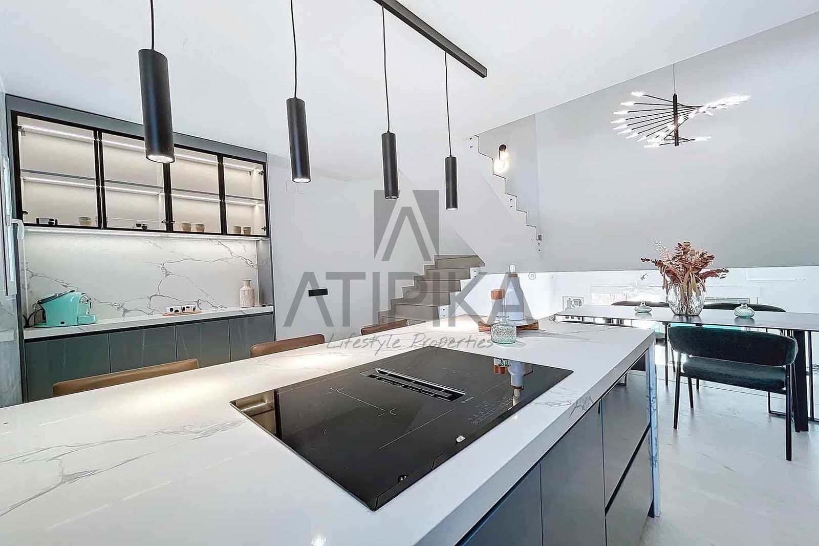 4 soverom Villa til salgs i Sitges med svømmebasseng - € 1 100 000 (Ref: 8147990)