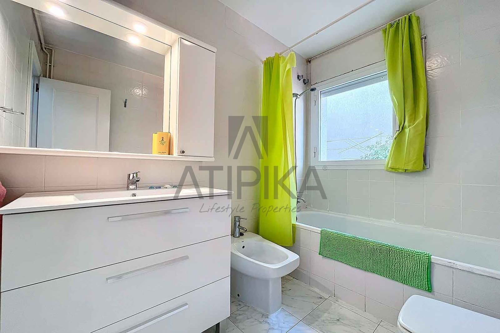 5 soverom Villa til salgs i Sitges med svømmebasseng - € 1 200 000 (Ref: 8147991)