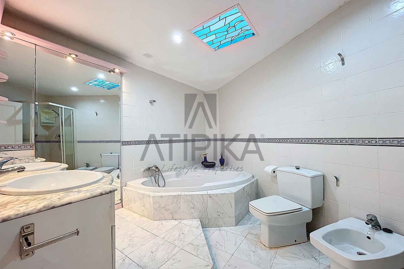 5 soverom Villa til salgs i Sitges med svømmebasseng - € 1 200 000 (Ref: 8147991)