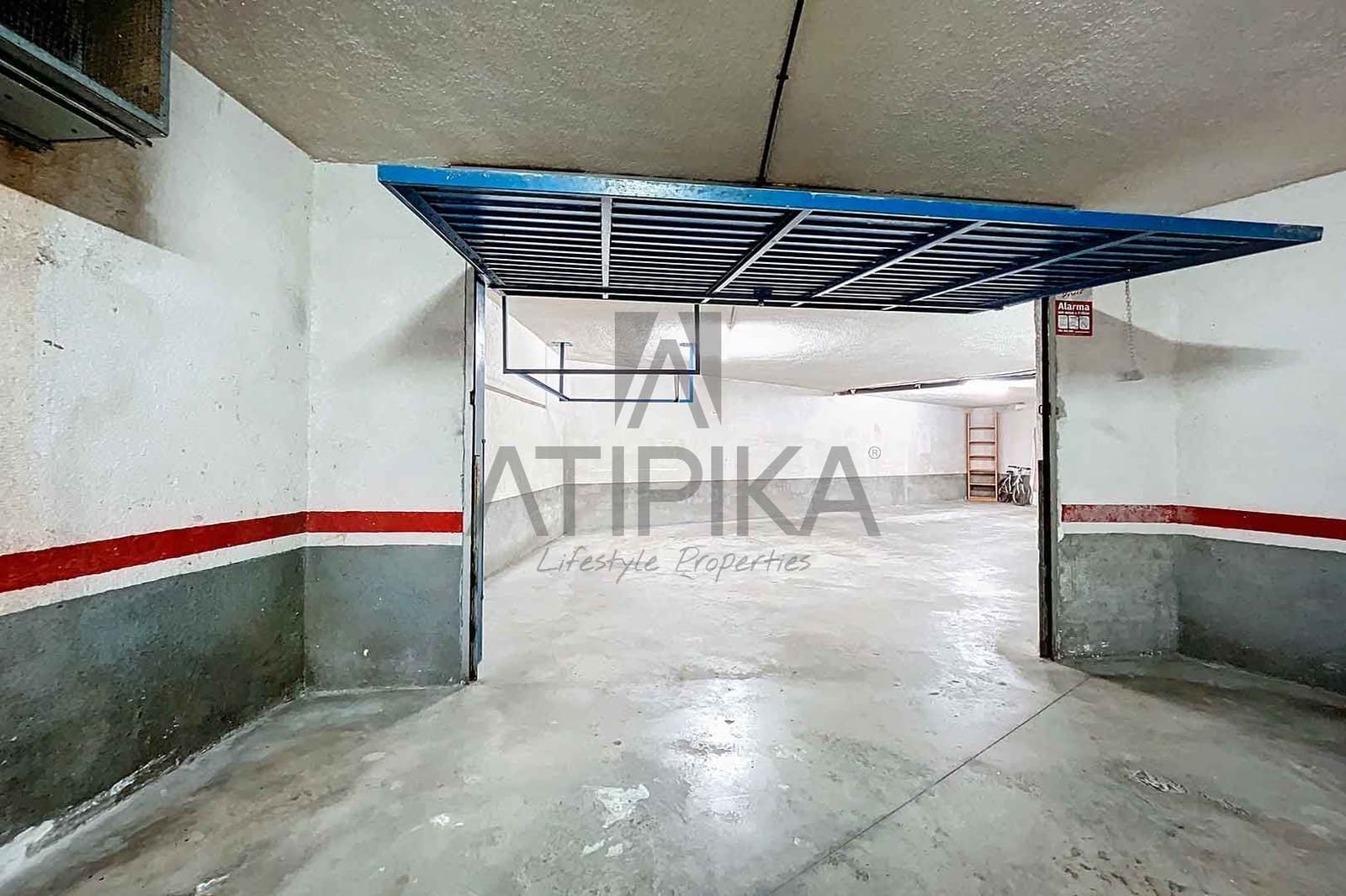 5 soverom Villa til salgs i Sitges med svømmebasseng - € 1 200 000 (Ref: 8147991)