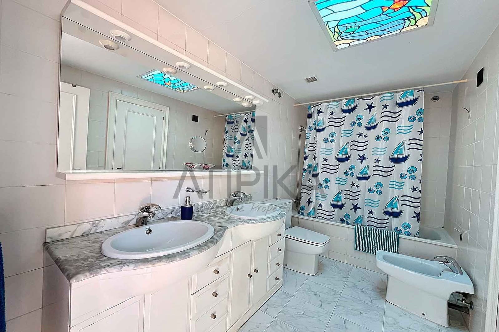 5 soverom Villa til salgs i Sitges med svømmebasseng - € 1 200 000 (Ref: 8147991)