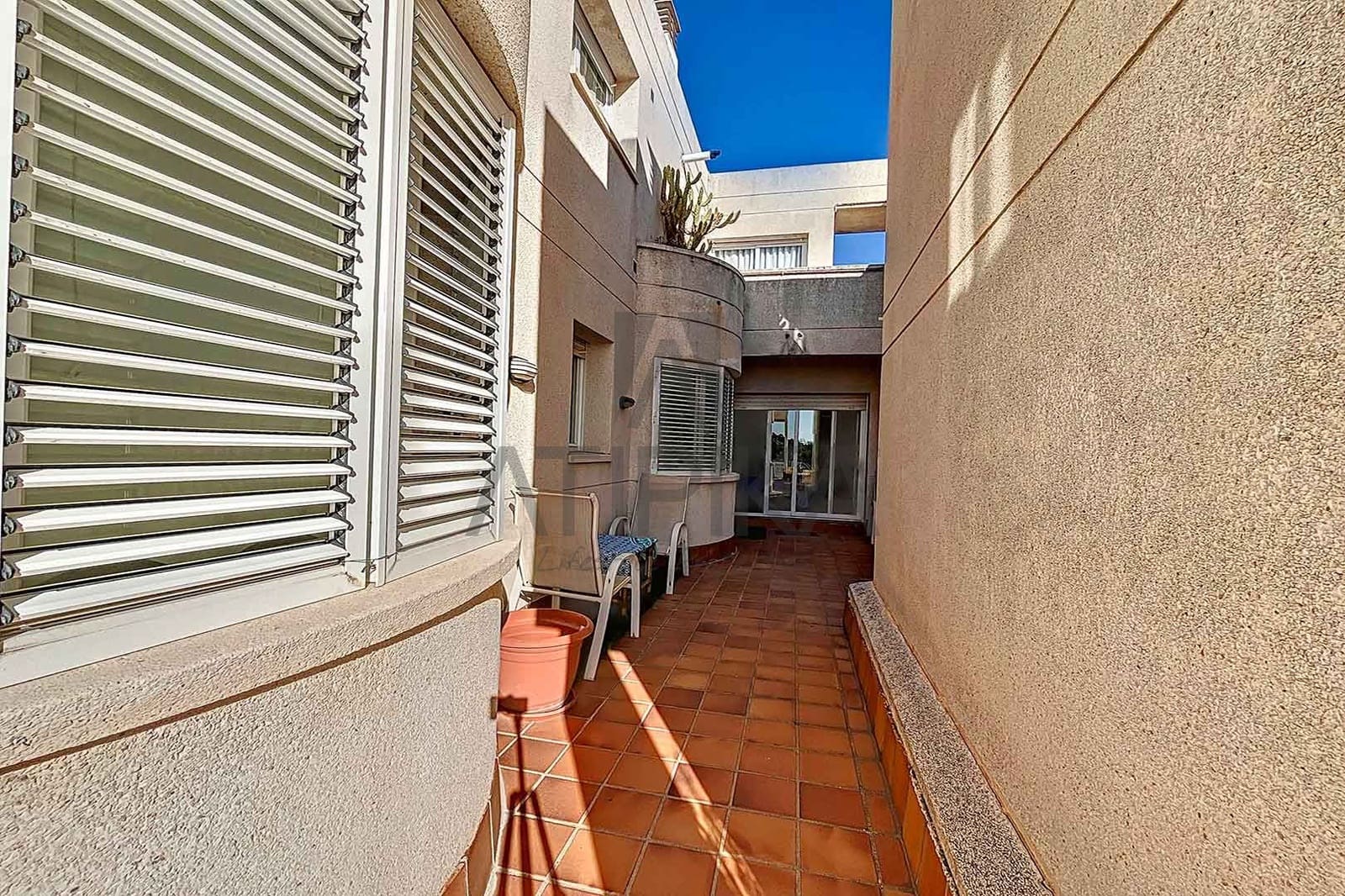 5 soverom Villa til salgs i Sitges med svømmebasseng - € 1 200 000 (Ref: 8147991)