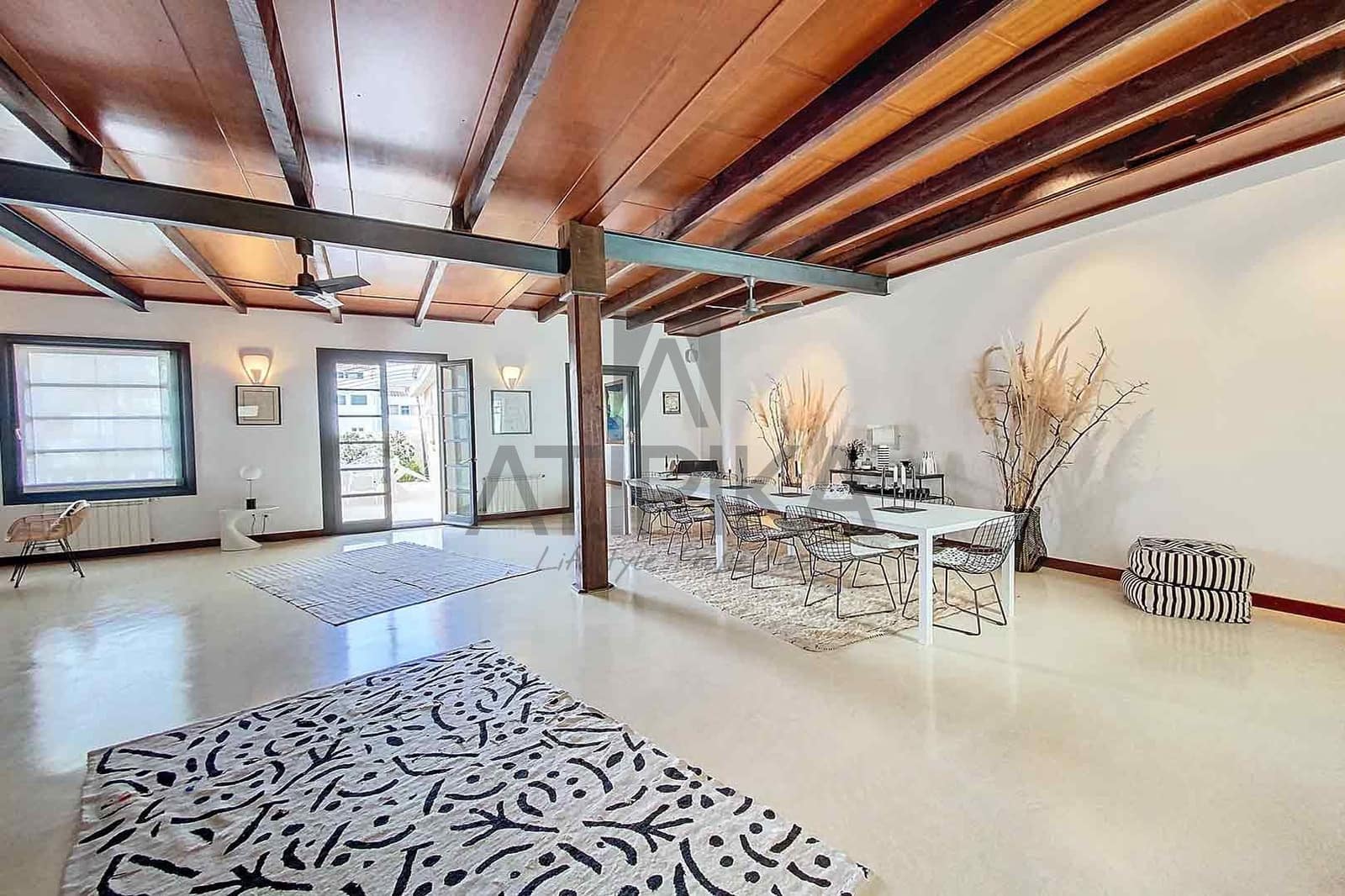 5 soveværelse Villa til salg i Mahon / Mao med swimmingpool - € 3.800.000 (Ref: 8152019)