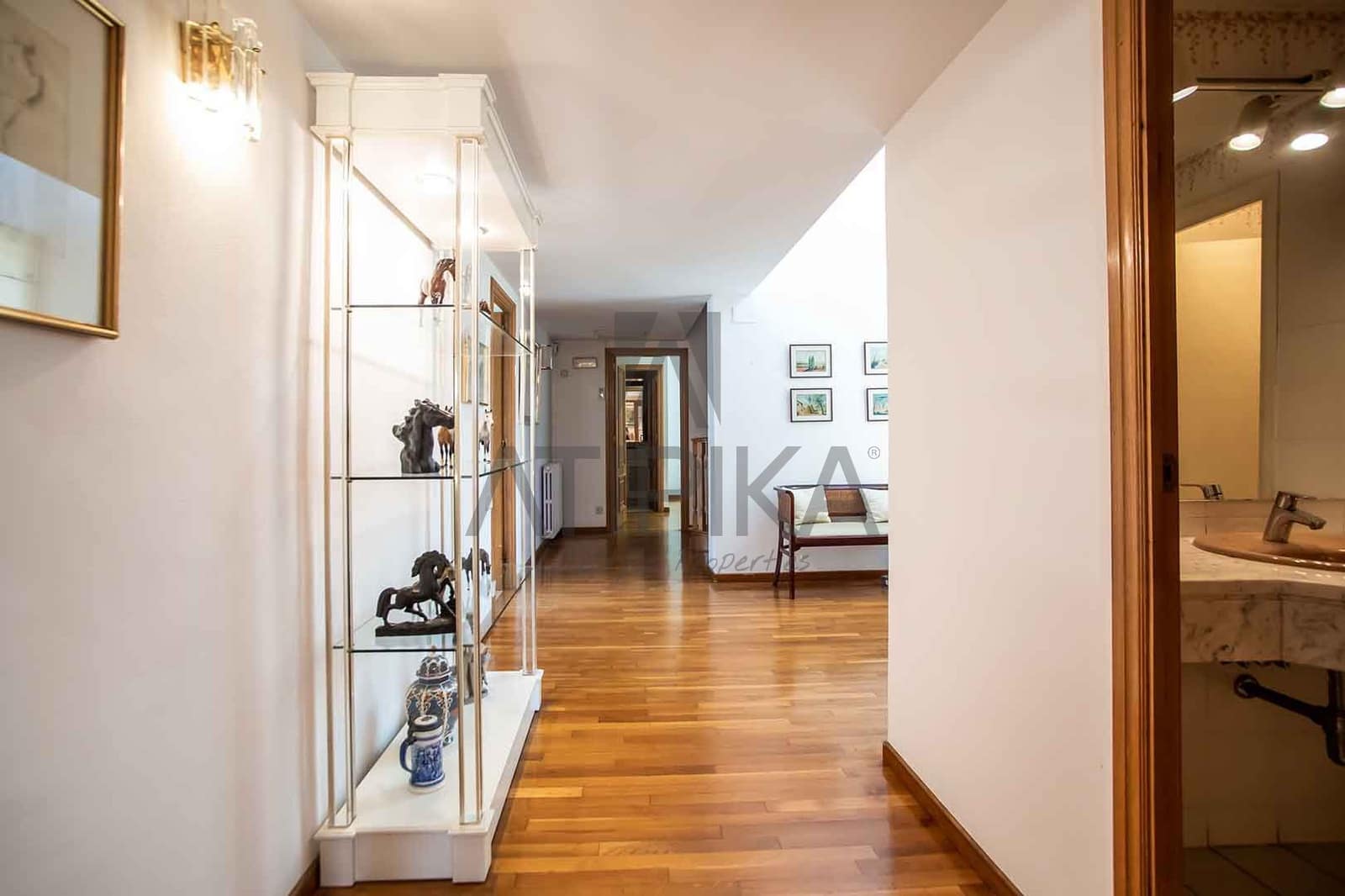 6 quarto Moradia para venda em Esplugues de Llobregat - 2 450 000 € (Ref: 8153084)