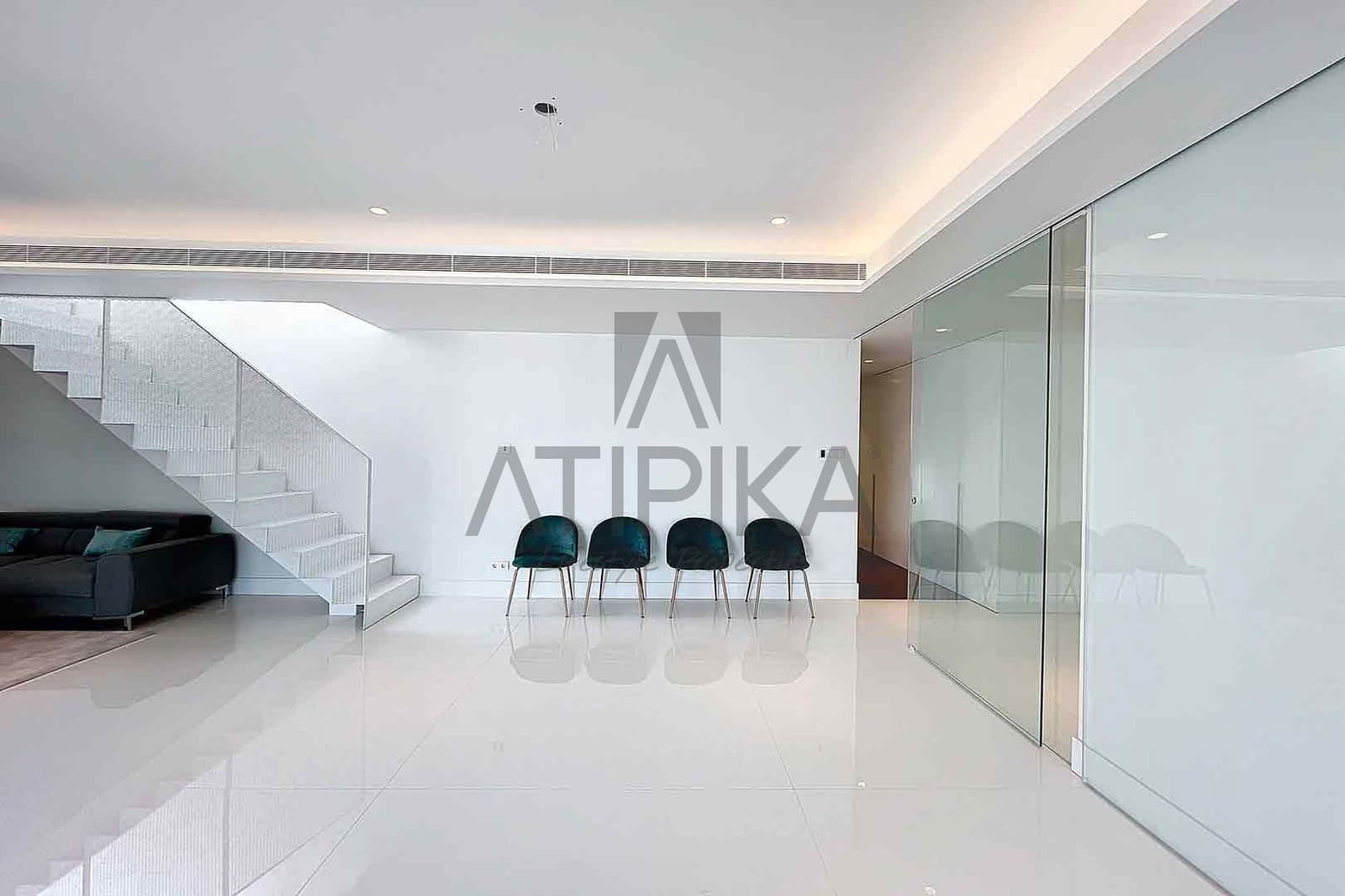 3 soveværelse Penthouse til salg i Barcelona by med swimmingpool - € 2.100.000 (Ref: 8267523)