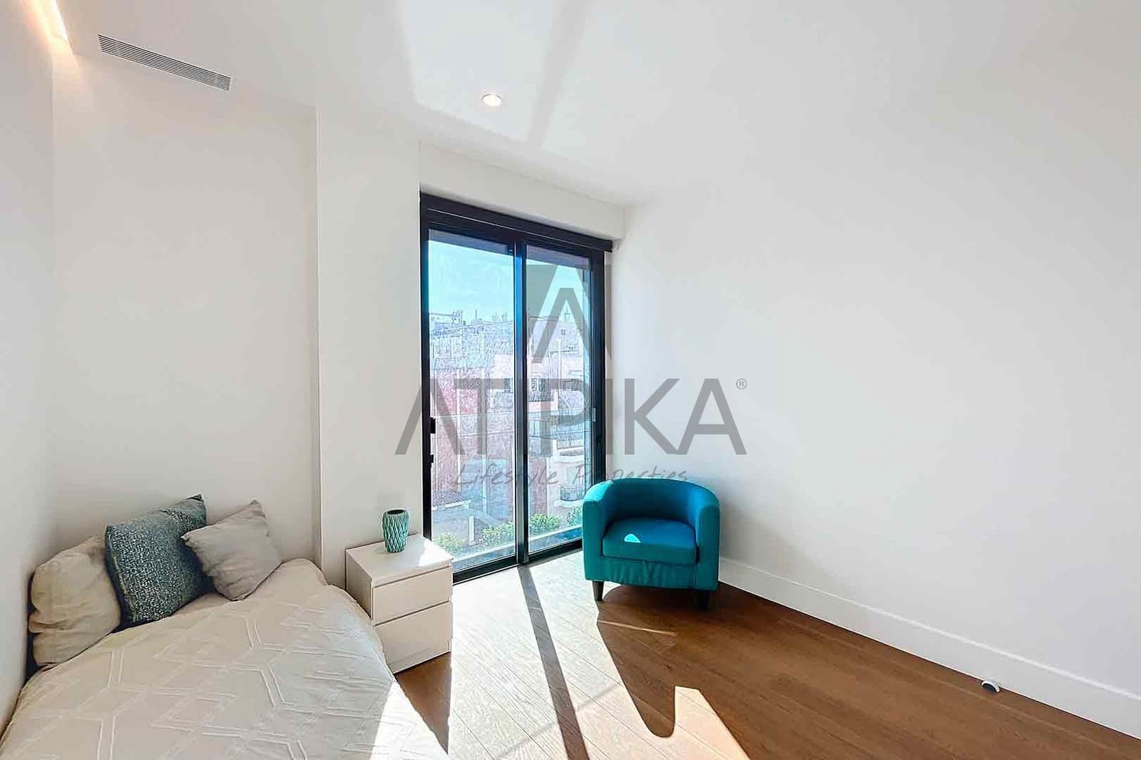 3 soveværelse Penthouse til salg i Barcelona by med swimmingpool - € 2.100.000 (Ref: 8267523)