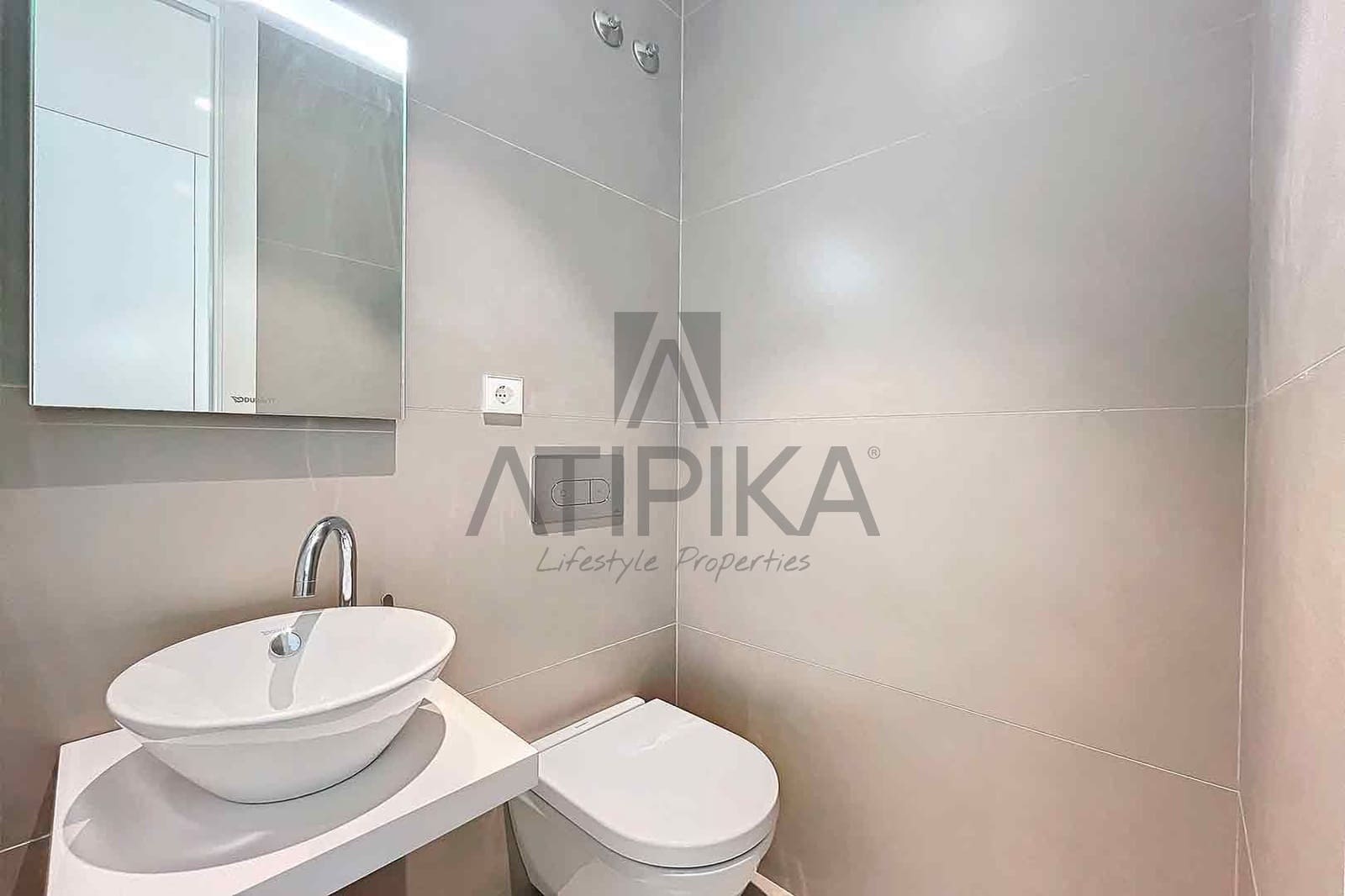 3 soveværelse Penthouse til salg i Barcelona by med swimmingpool - € 2.100.000 (Ref: 8267523)