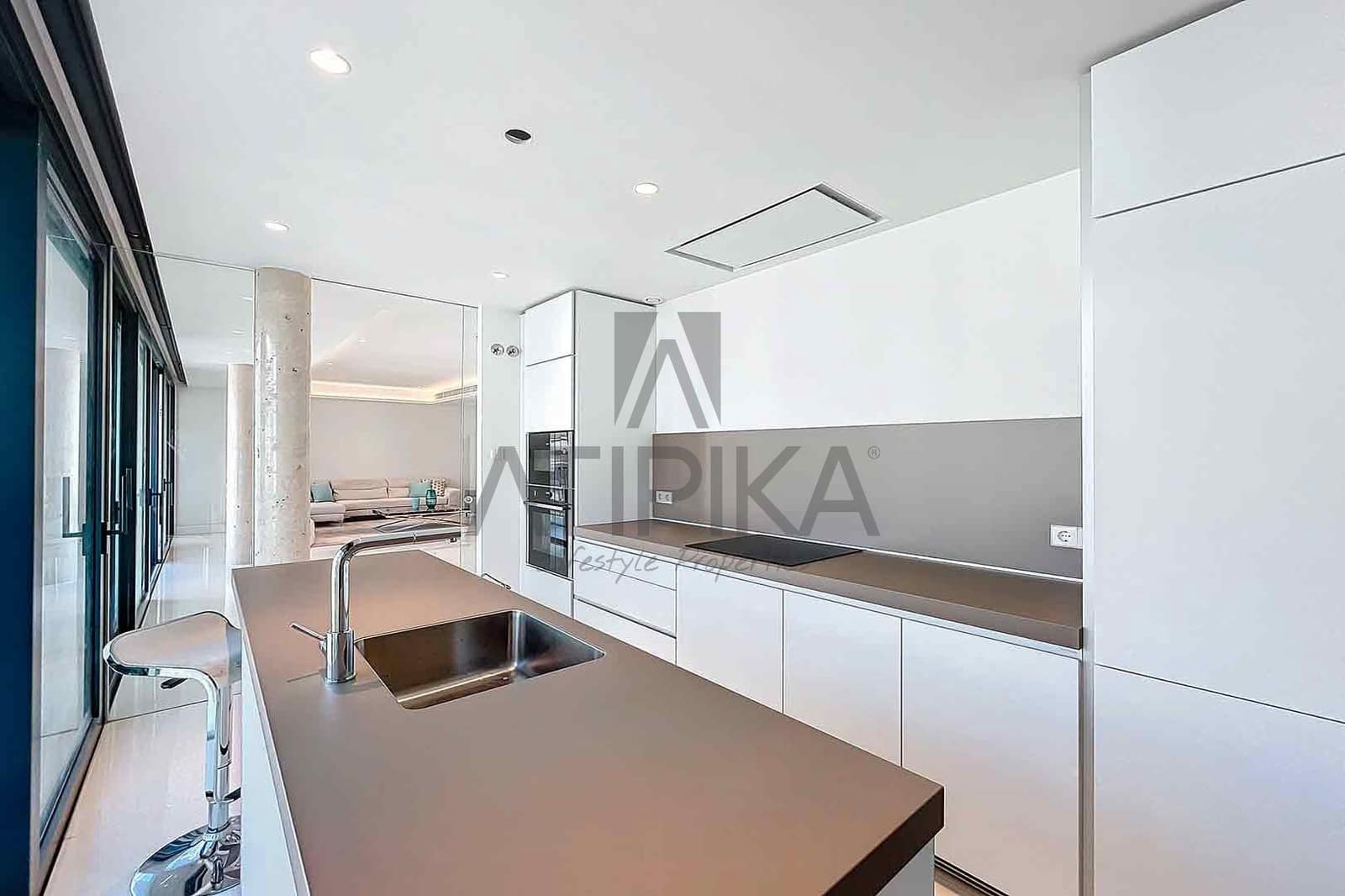 3 soveværelse Penthouse til salg i Barcelona by med swimmingpool - € 2.100.000 (Ref: 8267523)