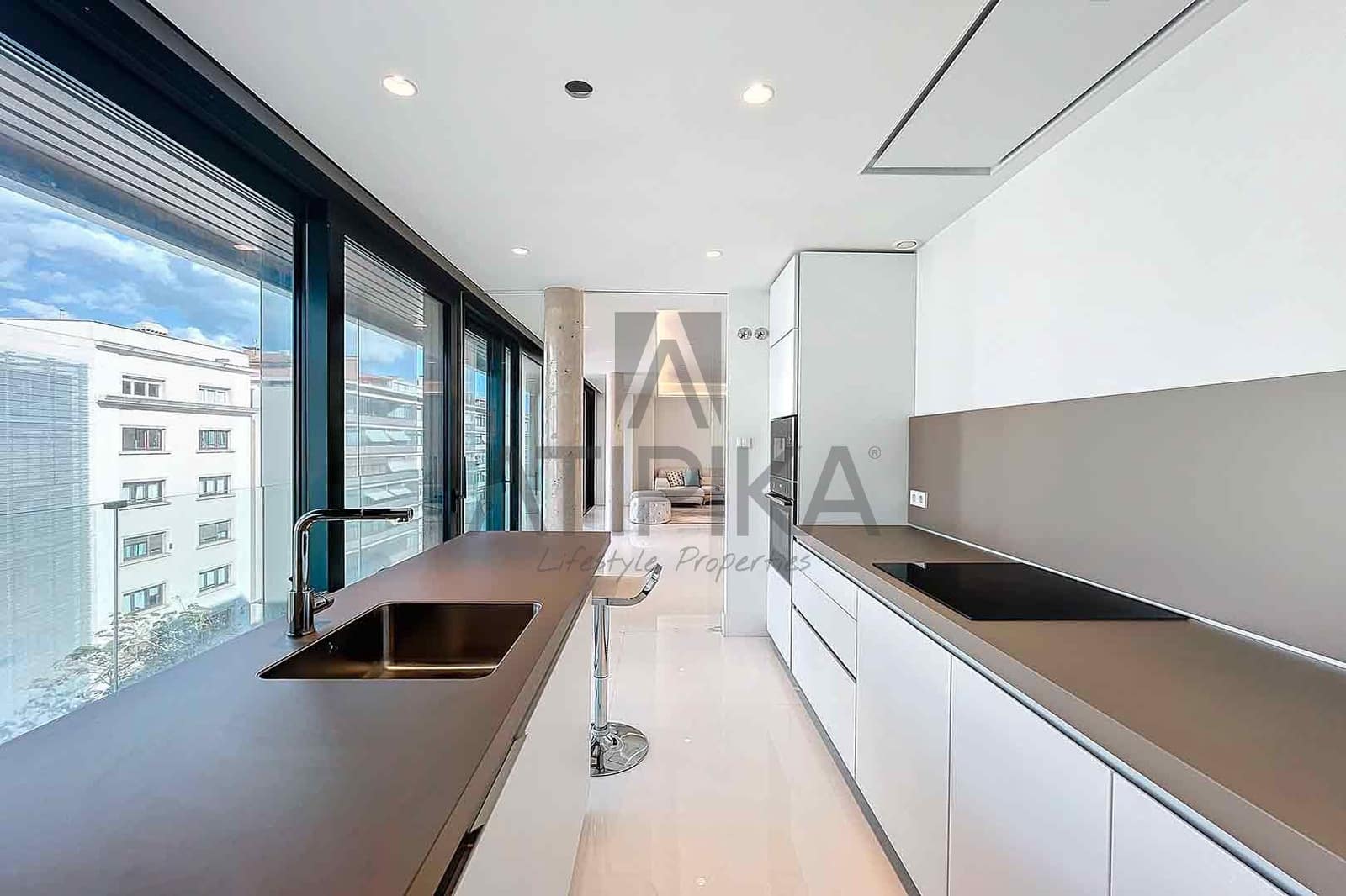 3 soveværelse Penthouse til salg i Barcelona by med swimmingpool - € 2.100.000 (Ref: 8267523)