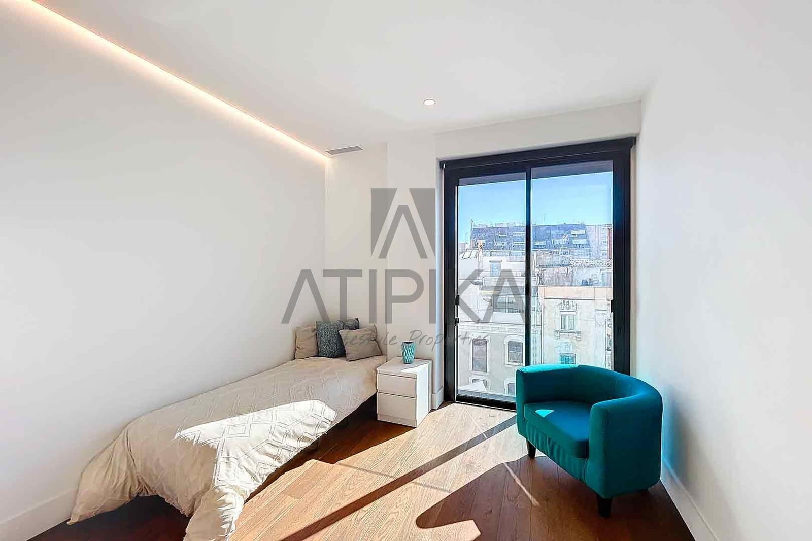 3 soveværelse Penthouse til salg i Barcelona by med swimmingpool - € 2.100.000 (Ref: 8267523)
