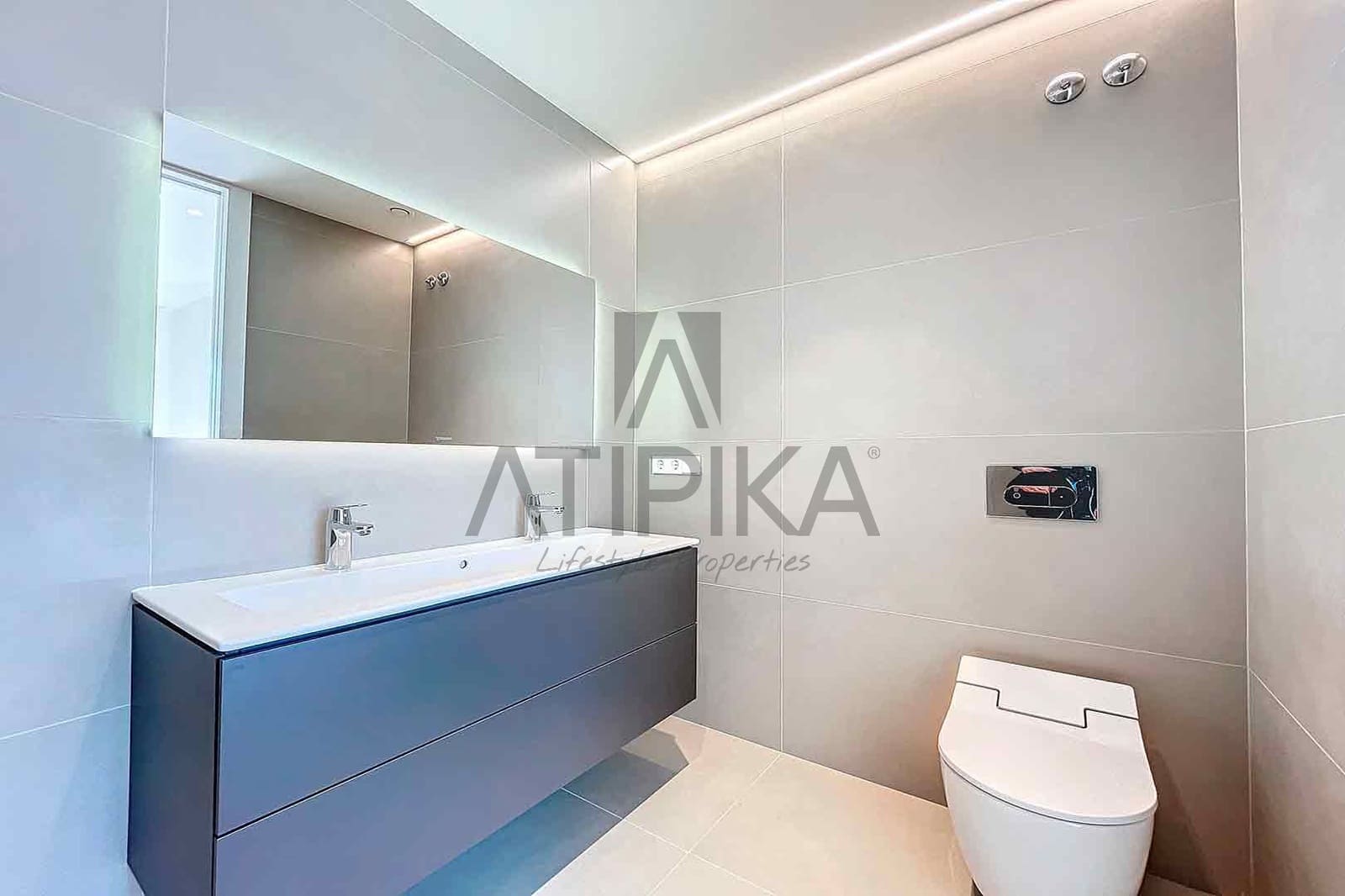 3 soveværelse Penthouse til salg i Barcelona by med swimmingpool - € 2.100.000 (Ref: 8267523)