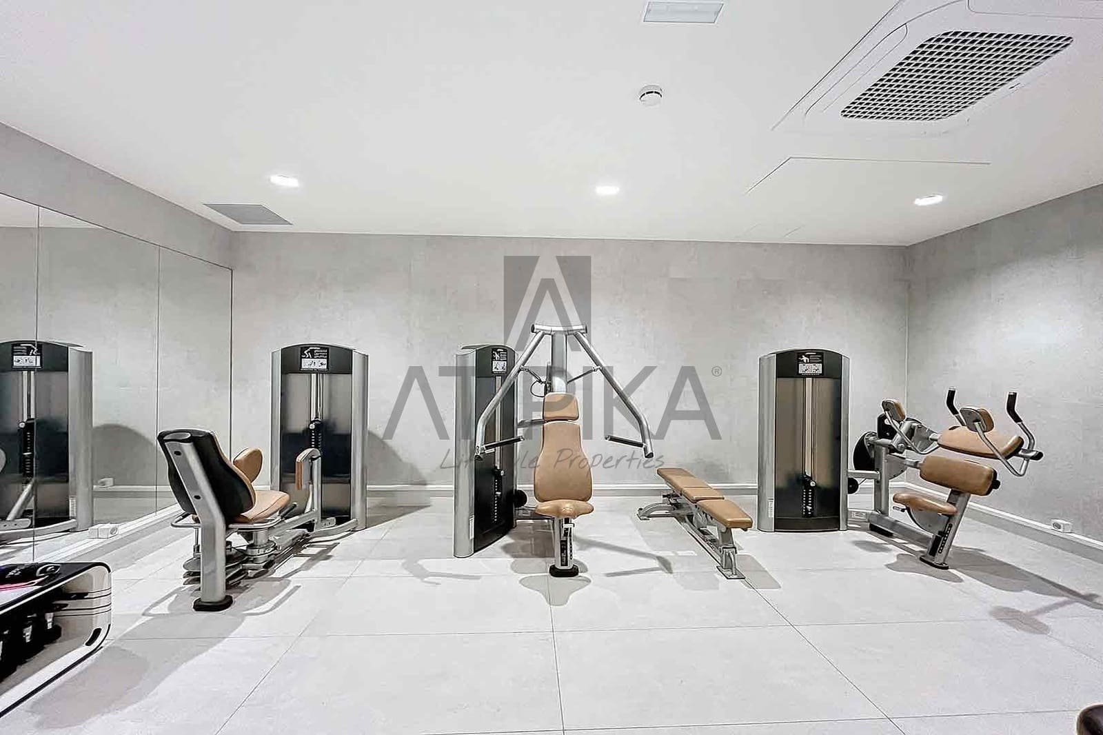 3 soveværelse Penthouse til salg i Barcelona by med swimmingpool - € 2.100.000 (Ref: 8267523)