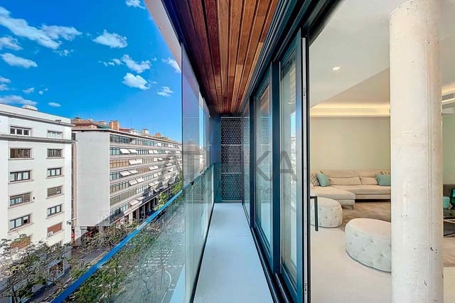 3 soveværelse Penthouse til salg i Barcelona by med swimmingpool - € 2.190.000 (Ref: 8267523)