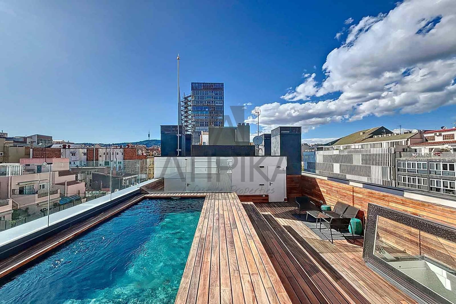 3 soveværelse Penthouse til salg i Barcelona by med swimmingpool - € 2.100.000 (Ref: 8267523)