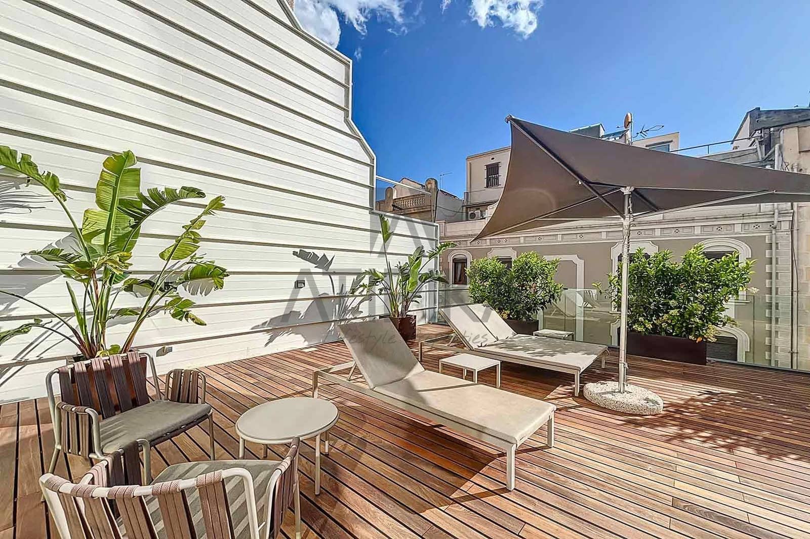 3 soveværelse Penthouse til salg i Barcelona by med swimmingpool - € 2.100.000 (Ref: 8267523)