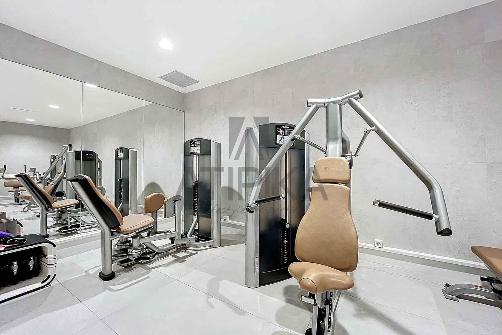 3 soveværelse Penthouse til salg i Barcelona by med swimmingpool - € 2.100.000 (Ref: 8267523)