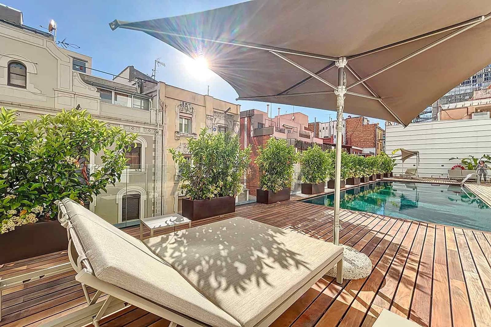 3 soveværelse Penthouse til salg i Barcelona by med swimmingpool - € 2.100.000 (Ref: 8267523)
