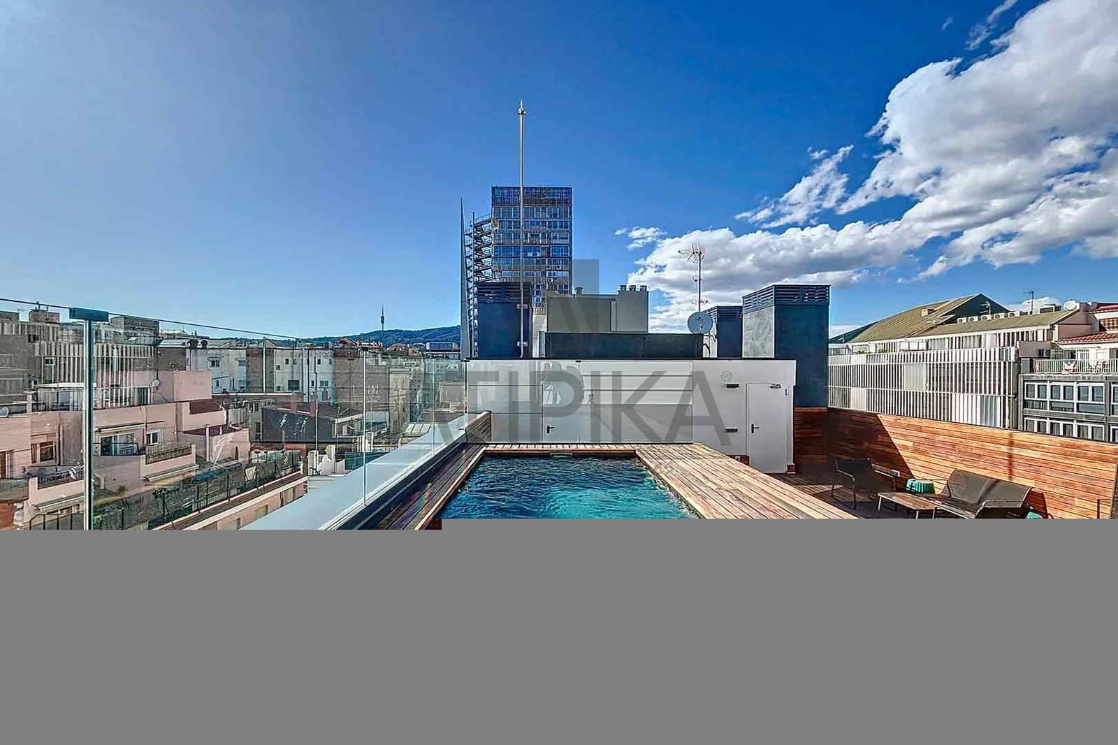 3 soveværelse Penthouse til salg i Barcelona by med swimmingpool - € 2.100.000 (Ref: 8267523)