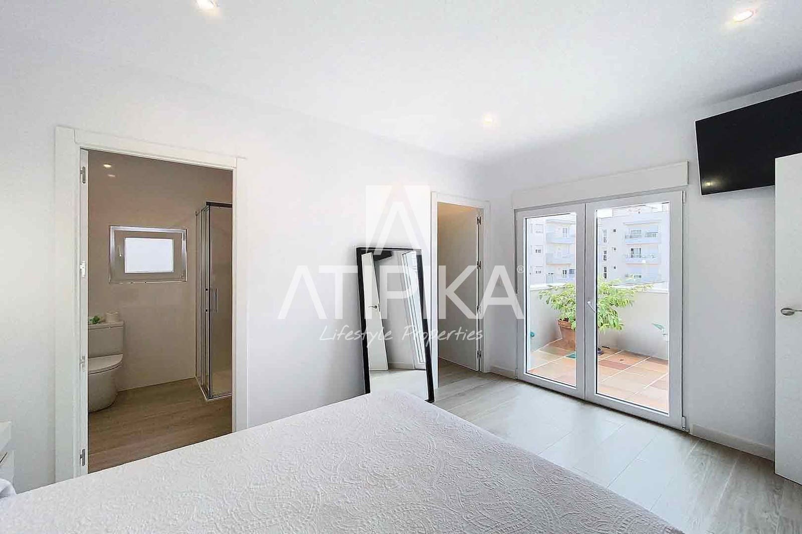 4 soveværelse Villa til salg i Mahon / Mao - € 650.000 (Ref: 8267525)