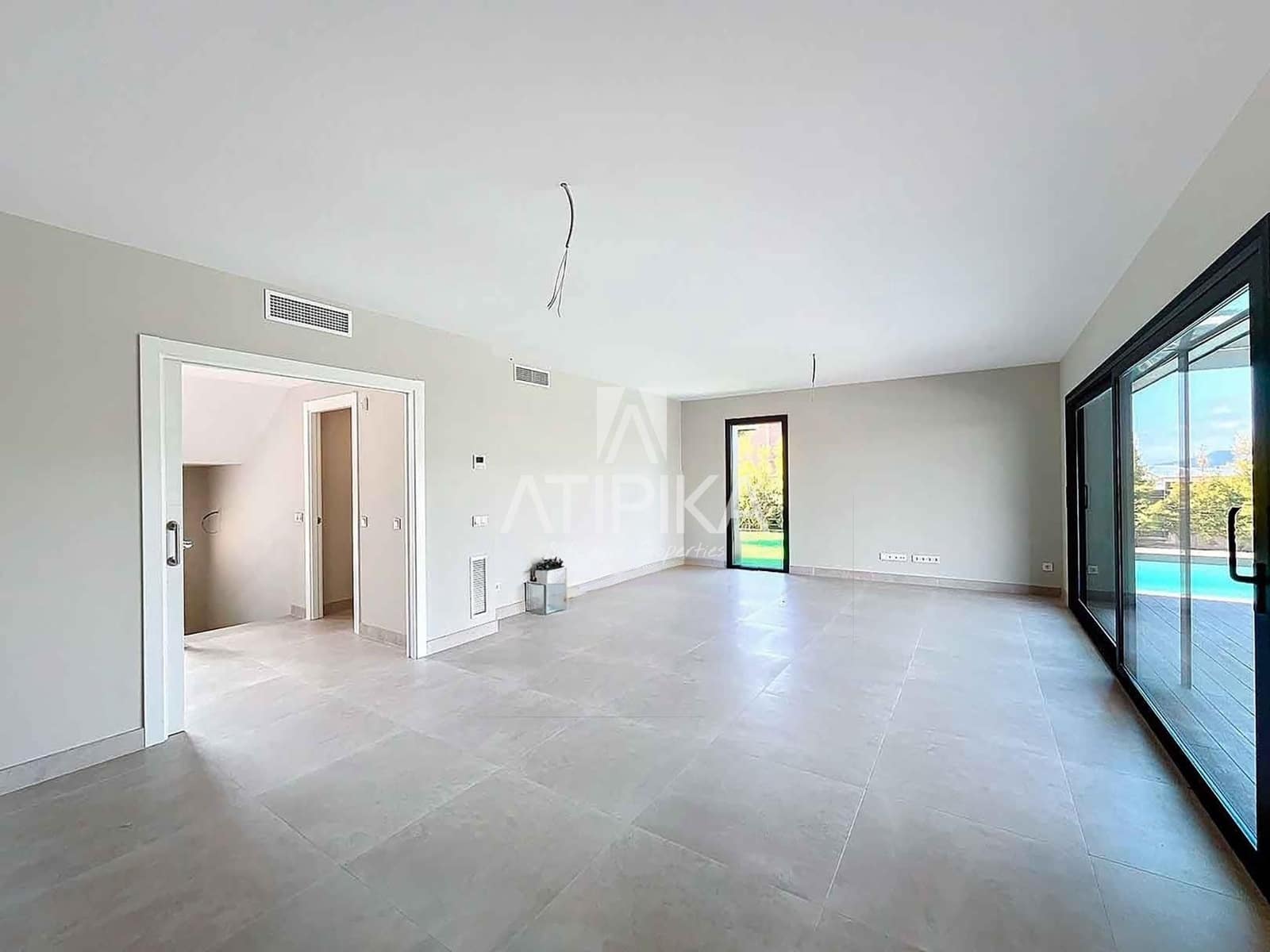 Chalet de 5 habitaciones en Sant Andreu de Llavaneres en venta con piscina - 1.390.000 € (Ref: 8312910)