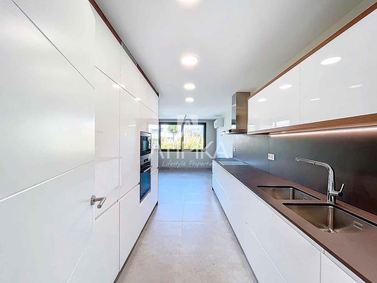 Chalet de 5 habitaciones en Sant Andreu de Llavaneres en venta con piscina - 1.390.000 € (Ref: 8312910)