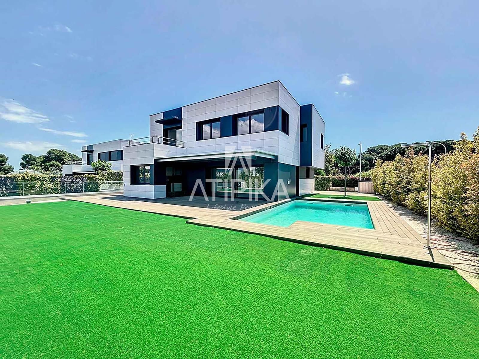 Chalet de 5 habitaciones en Sant Andreu de Llavaneres en venta con piscina - 1.390.000 € (Ref: 8312910)