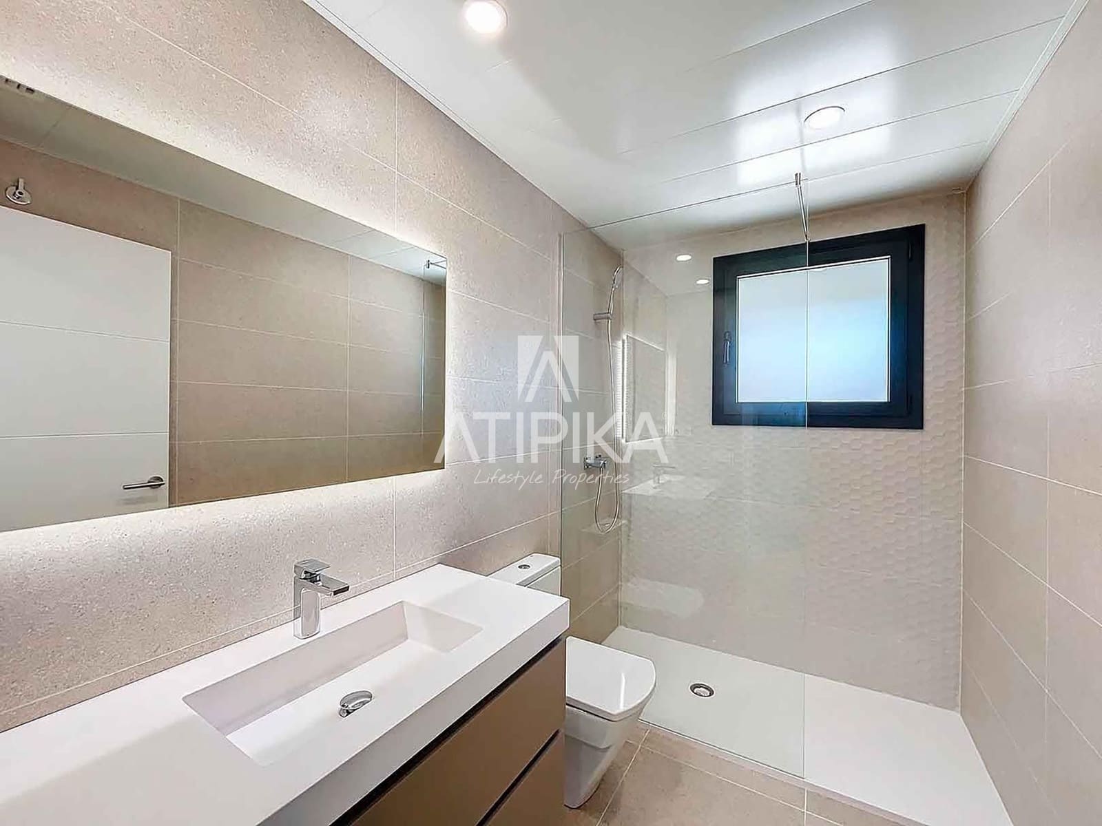 Chalet de 5 habitaciones en Sant Andreu de Llavaneres en venta con piscina - 1.390.000 € (Ref: 8312910)