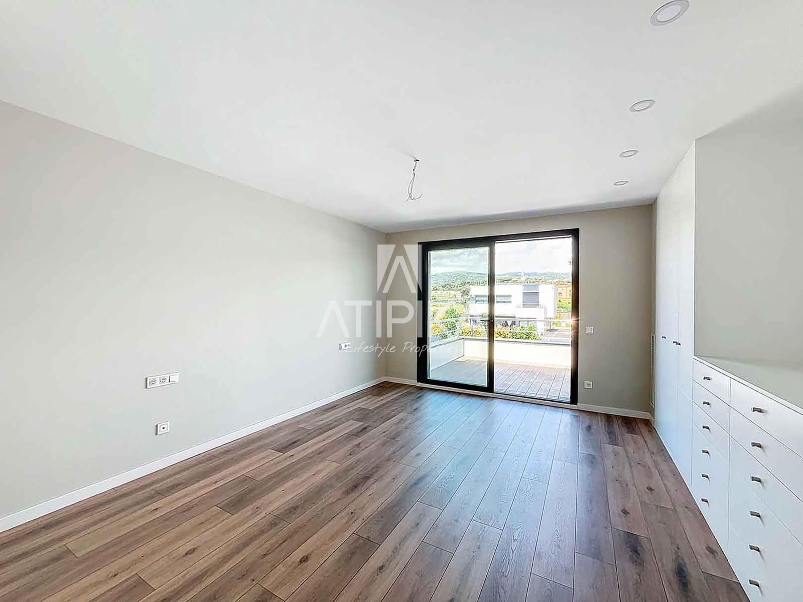 Chalet de 5 habitaciones en Sant Andreu de Llavaneres en venta con piscina - 1.390.000 € (Ref: 8312910)