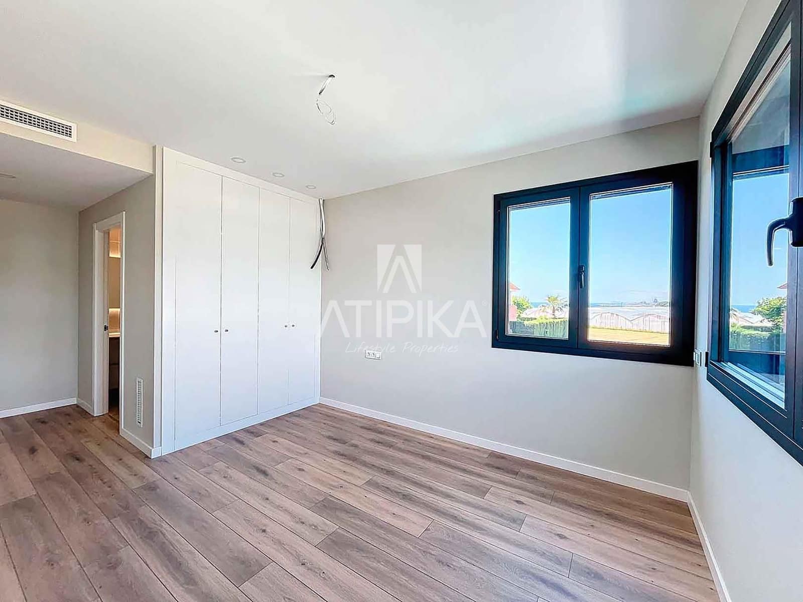 Chalet de 5 habitaciones en Sant Andreu de Llavaneres en venta con piscina - 1.390.000 € (Ref: 8312910)