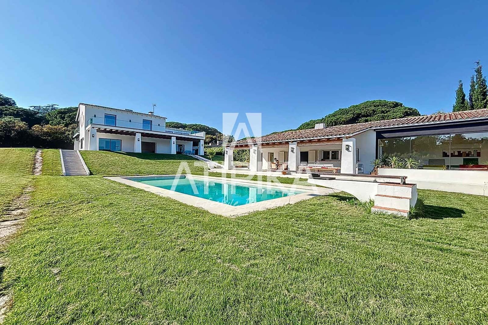 7 makuuhuone Huvila myytävänä paikassa Sant Andreu de Llavaneres mukana uima-altaan - 2 475 000 € (Ref: 8324059)