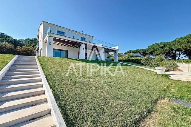 7 makuuhuone Huvila myytävänä paikassa Sant Andreu de Llavaneres mukana uima-altaan - 2 475 000 € (Ref: 8324059)