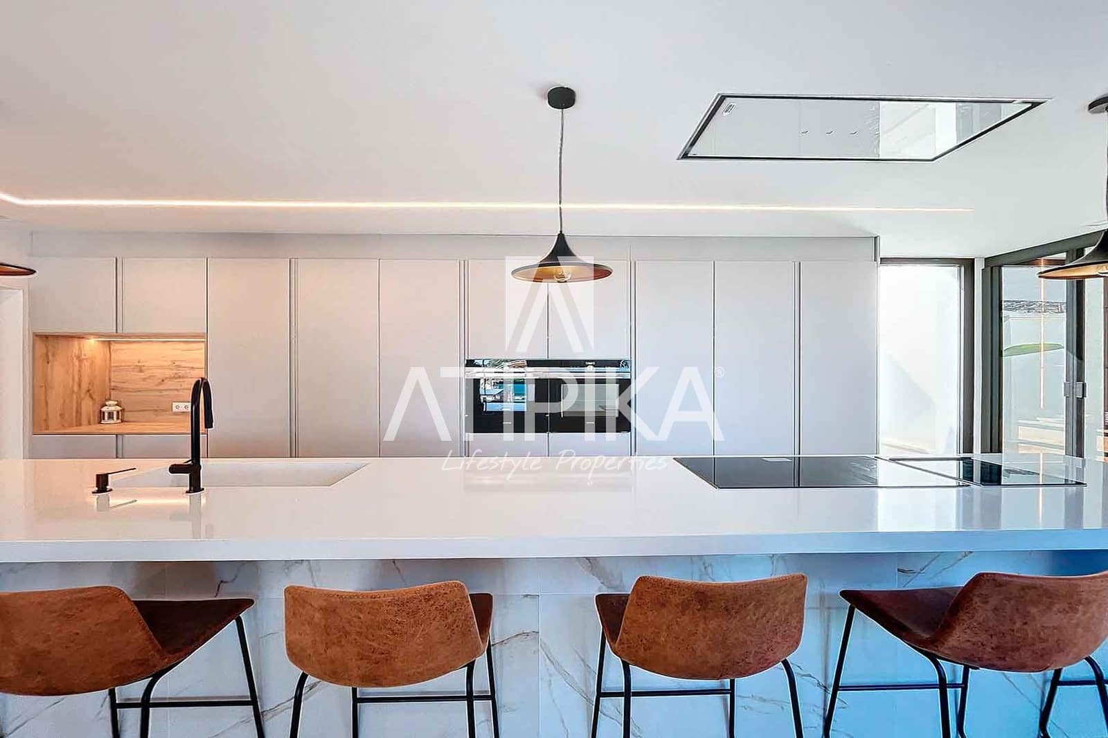 7 makuuhuone Huvila myytävänä paikassa Sant Andreu de Llavaneres mukana uima-altaan - 2 475 000 € (Ref: 8324059)