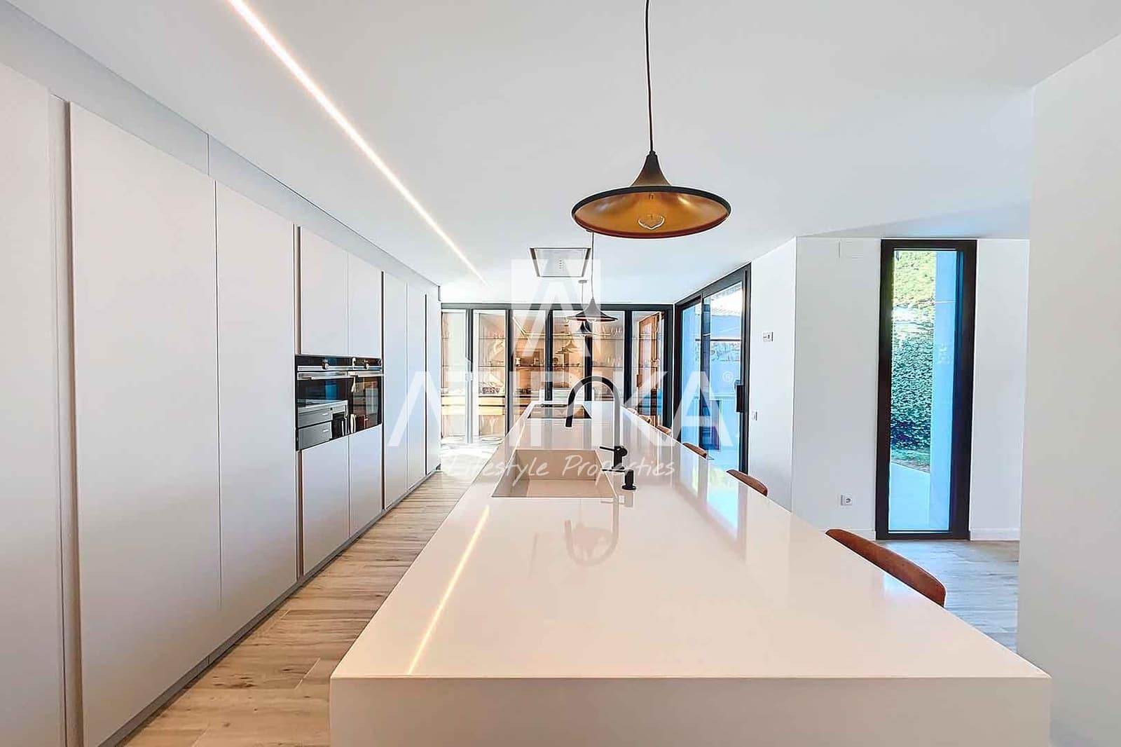 7 makuuhuone Huvila myytävänä paikassa Sant Andreu de Llavaneres mukana uima-altaan - 2 475 000 € (Ref: 8324059)