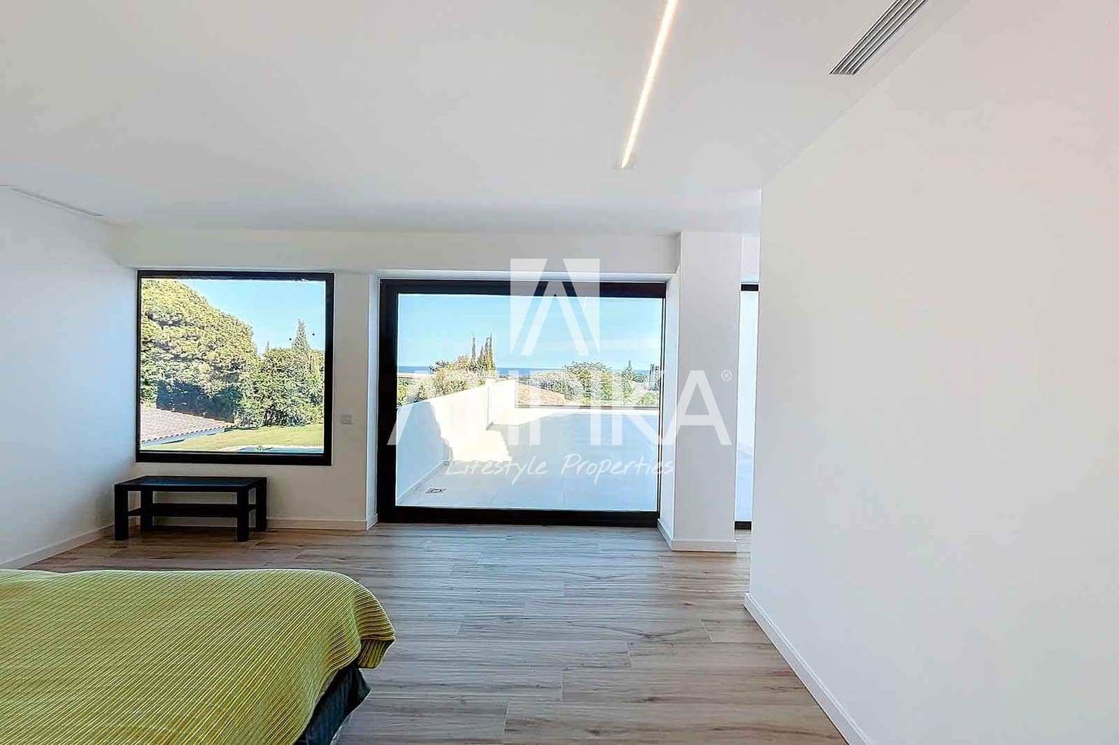 7 makuuhuone Huvila myytävänä paikassa Sant Andreu de Llavaneres mukana uima-altaan - 2 475 000 € (Ref: 8324059)