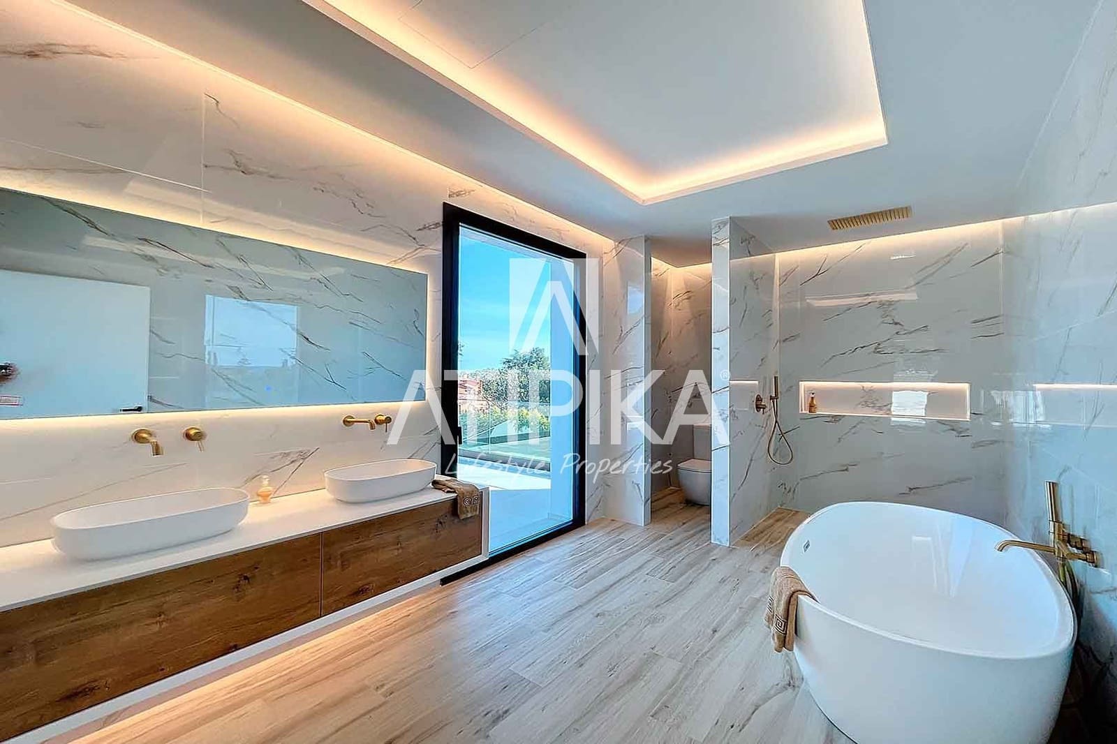 7 makuuhuone Huvila myytävänä paikassa Sant Andreu de Llavaneres mukana uima-altaan - 2 475 000 € (Ref: 8324059)