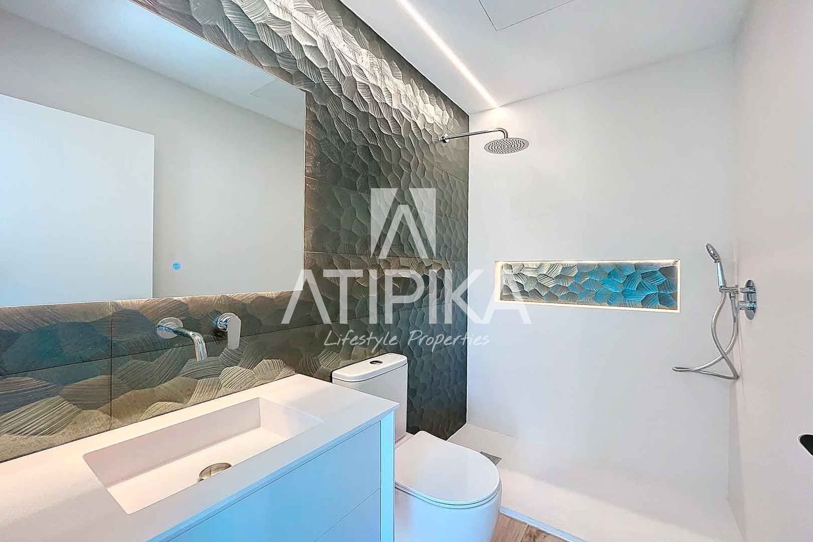 7 makuuhuone Huvila myytävänä paikassa Sant Andreu de Llavaneres mukana uima-altaan - 2 475 000 € (Ref: 8324059)